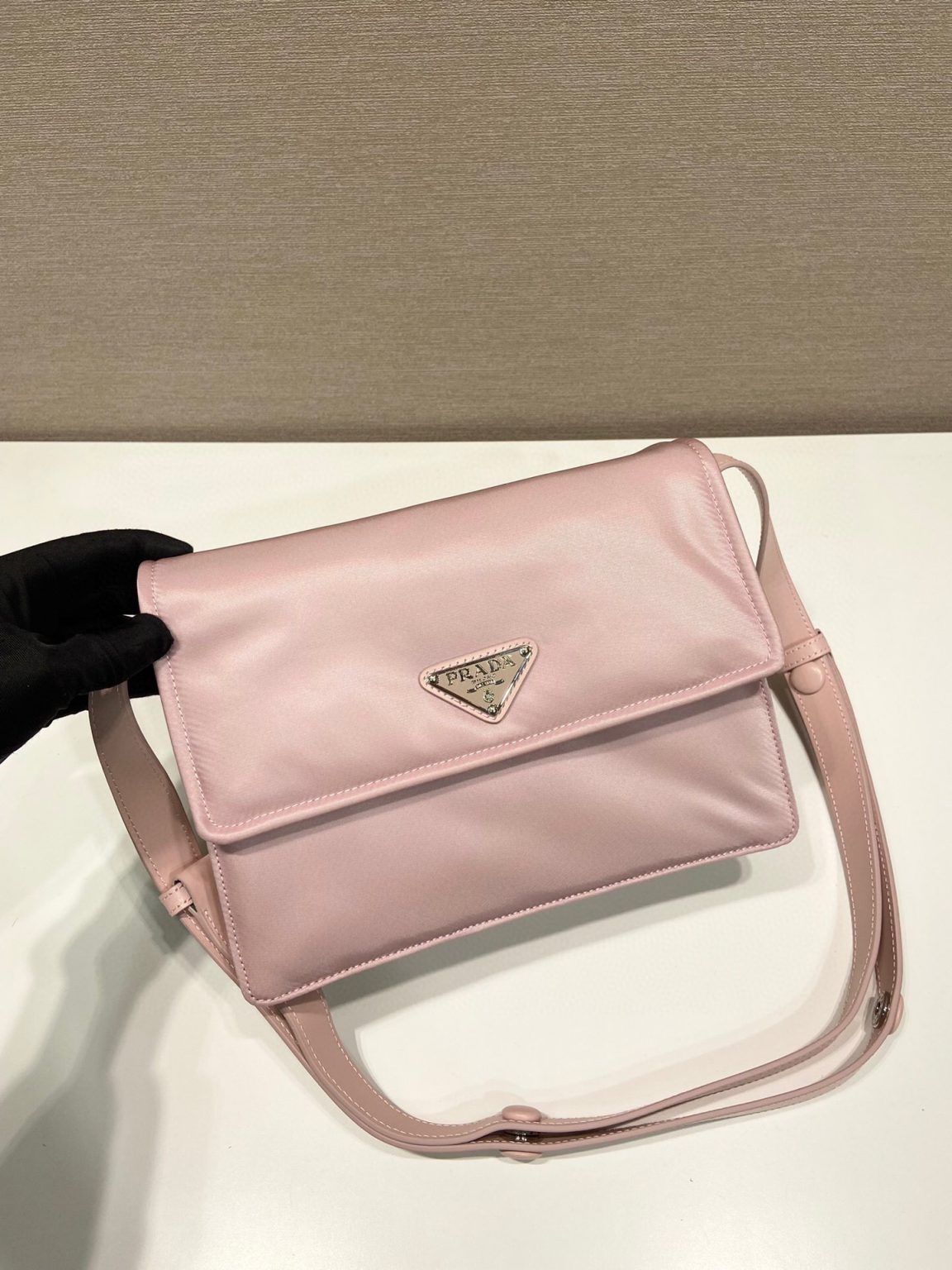 Small Padded Shoulder Bag In Beige/Pink For Women 9.1in/ 23cm 1BD313_RDLN_F0F24_V_OOO