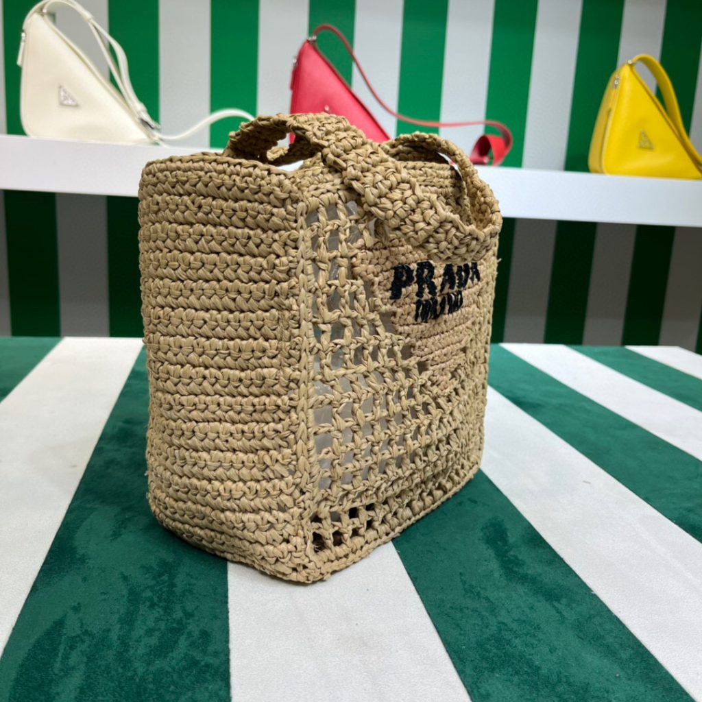 small-raffia-tote-1