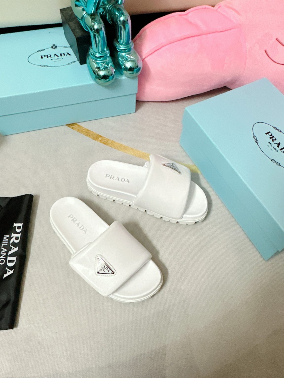 Prada Soft Padded Nappa Slides White For Women 0.8 in/ 2cm 1XX648_2DL8_F0009_F_020