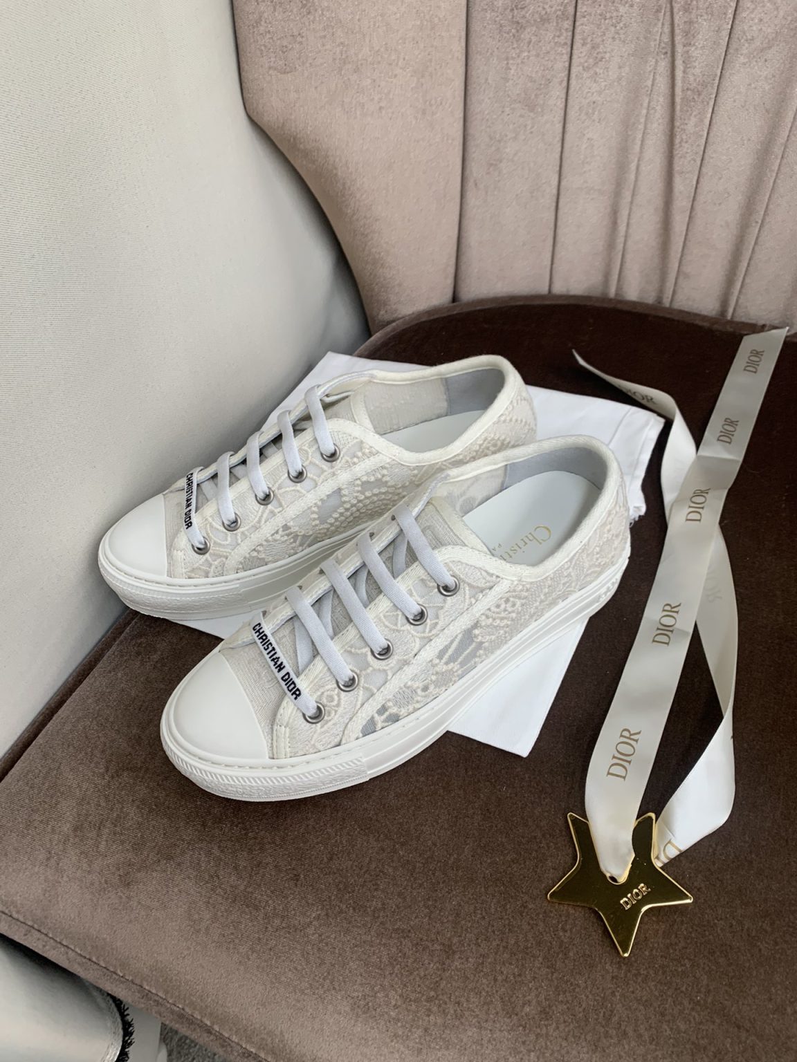 Christian Dior Women’s Walk’n’Dior Sneaker White For Women CD KCK353MCM_S03W