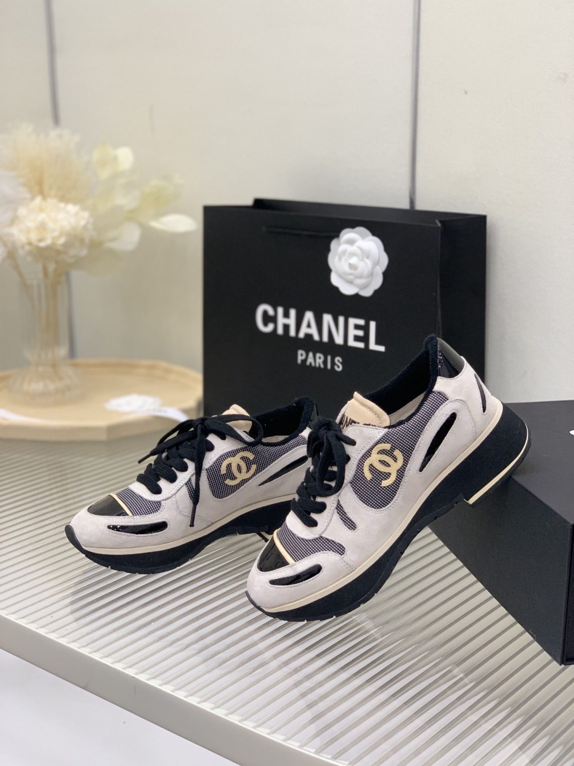 Chanel Women’s Vintage Sneakers White For Women