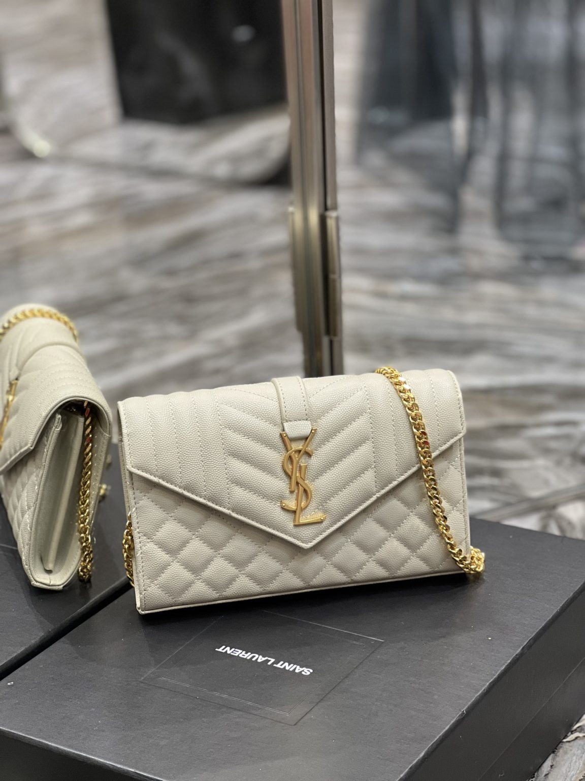 Saint Laurent Envelope Small Chain Bag White For Women, Women’s Bags 8.6in/22cm YSL