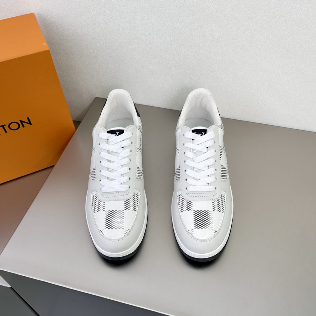 Louis Vuittion Rivoli Sneaker White For Men LV