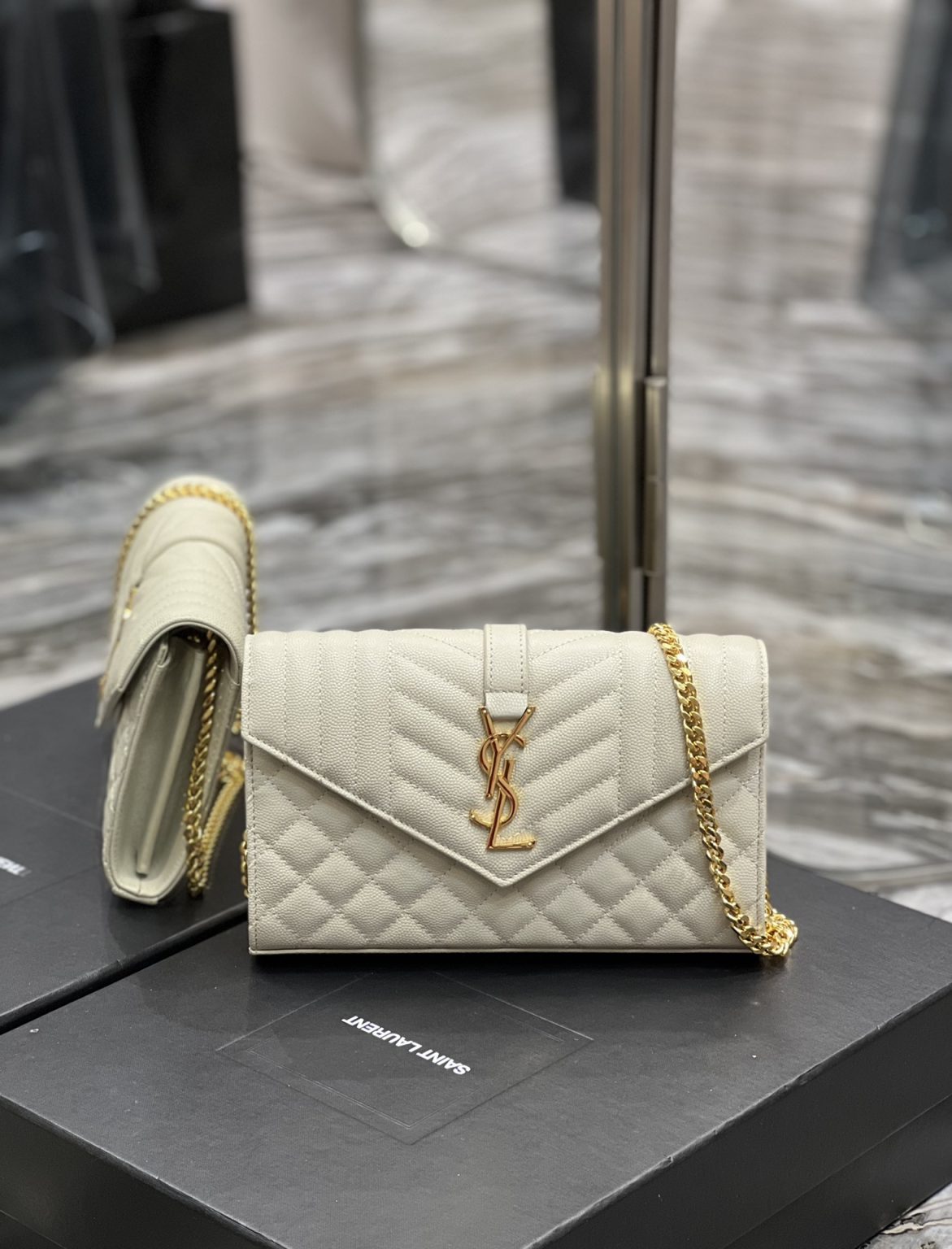 Saint Laurent Envelope Small Chain Bag White For Women, Women’s Bags 8.6in/22cm YSL