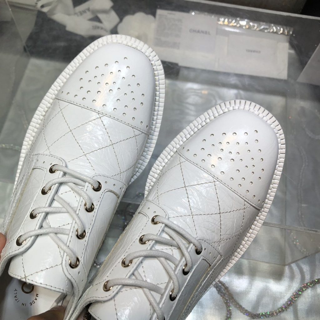 Chanel Women’s Laced Shoes White For Women