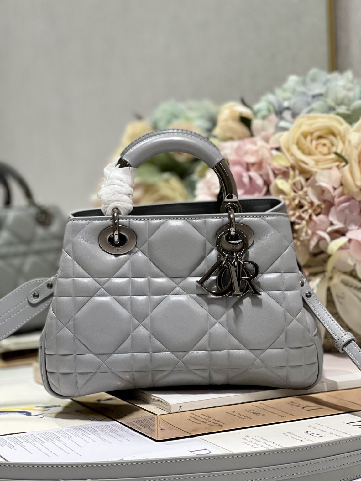 The Medium Lady 95.22 Bag With Black Tone Hardware Black/White/Grey For Women 9.5in/ 24cm