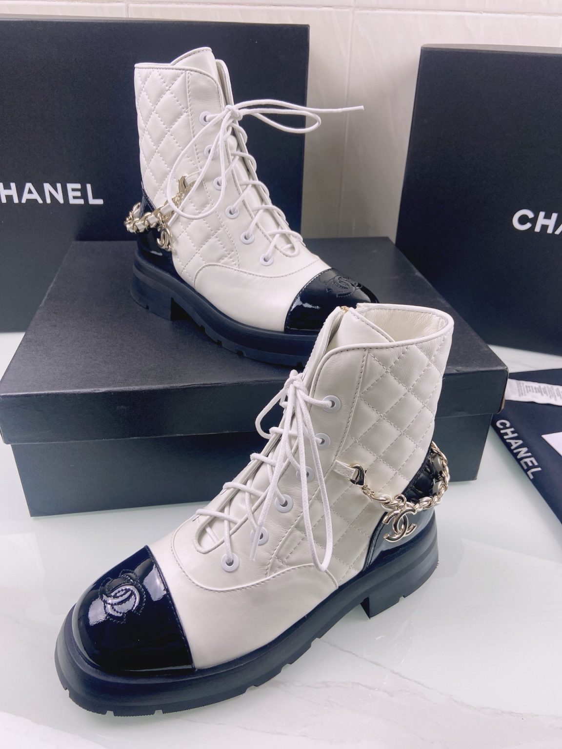 Chanel Women’s Lace- Ups White And Black For Women 1.6in/4cm