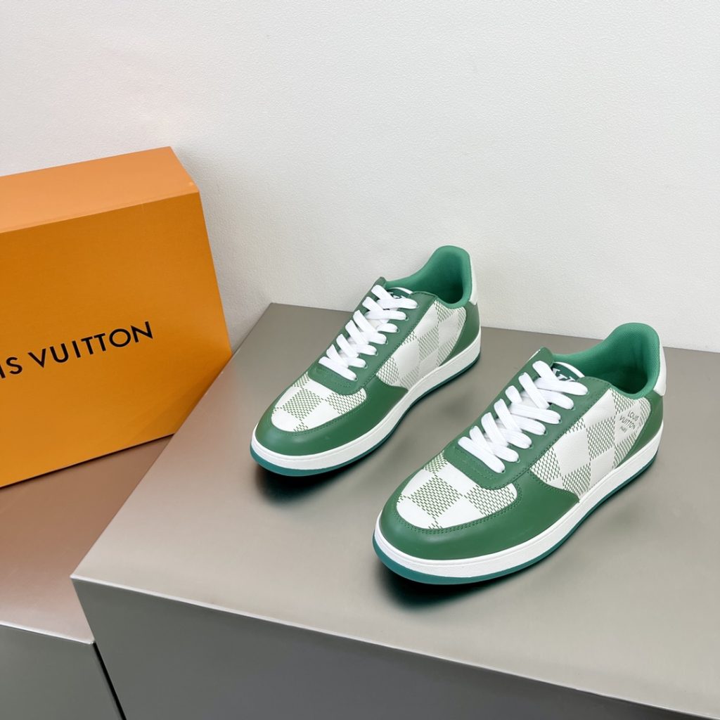 Louis Vuittion Rivoli Sneaker Green For Men LV